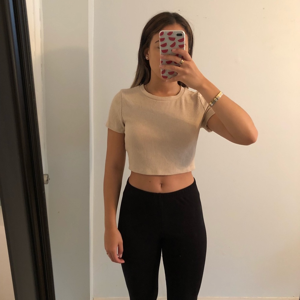 NUDE CROP TOP
